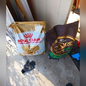 Name brand dog food for medium to large sized dog